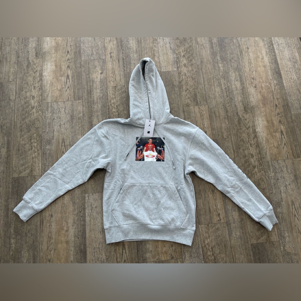 Nike Air Jordan x Undefeated Hoodie DX6317-050 Breakfast Club Men Size Small NEW